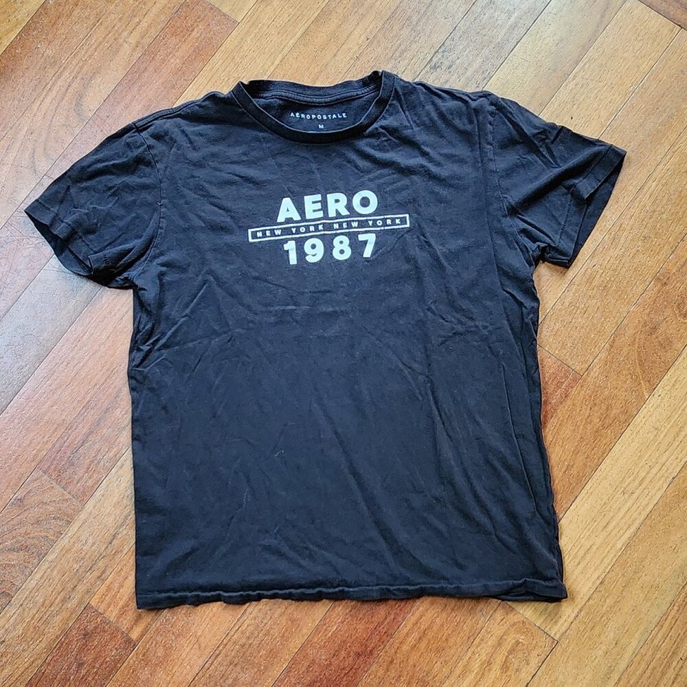 Aeropostale Black T-Shirt Size Medium